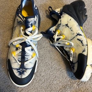 Dior sneakers